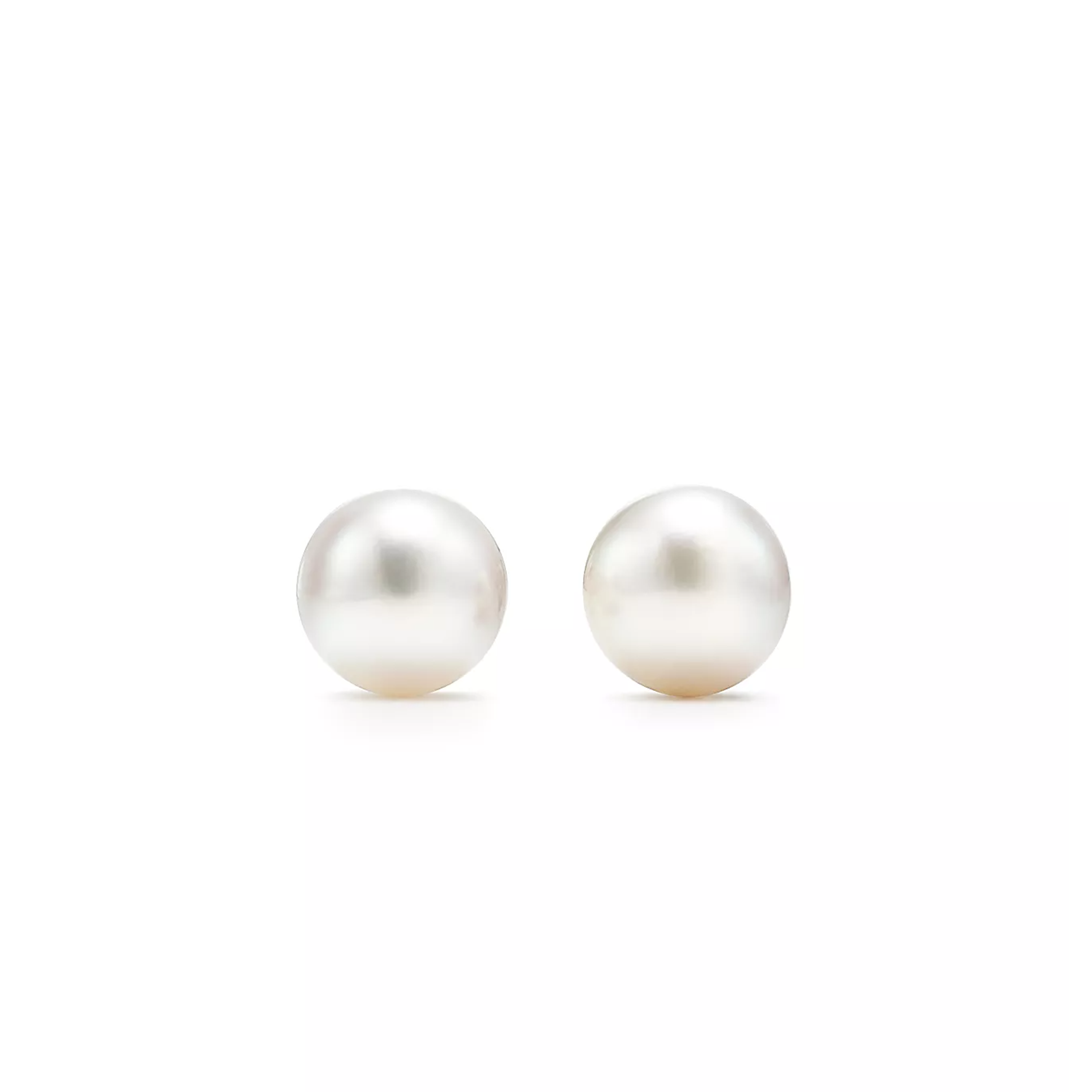 TIFFANY SIGNATURE™ PEARLS EARRINGS 60124083